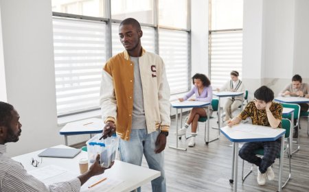 Dua Tahun Larangan HP di Sekolah Australia: Bikin Ribut Atau Malah Fokus?