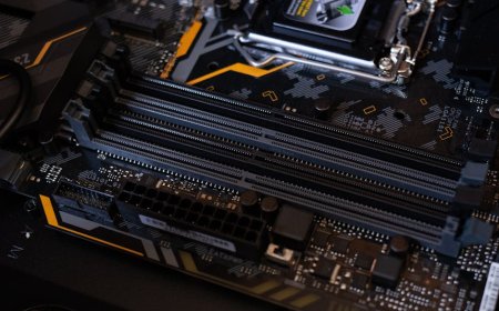 Chip Memori 2D Terbaru Buka Gerbang Hukum Moore Era Atom