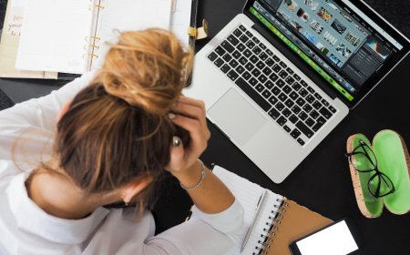 Jengkel Kursor Laptop Lompat? Atasi Masalah Touchpad Sekarang Juga!