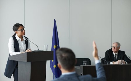 Kepala Iklan X Elon Musk Mundur, Gejolak di Balik Layar Platform