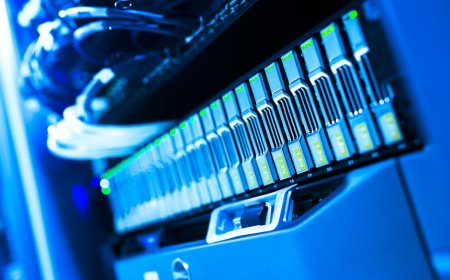 Panduan Mudah Memahami Pusat Data Jantung Dunia Digital dan AI