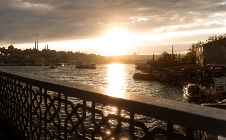 Jelajahi Jejak Islam Asia Lewat Masjid Bersejarah dan Festival Unik