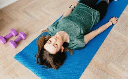 Bongkar Mitos Tidur Malam: Meditasi Kuatkan Saraf Vagus Redakan Stres Harian