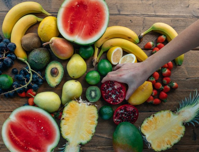 Mitos Vs Fakta Vitamin B, C, E: Rahasia Energi dan Imunitas Tubuh