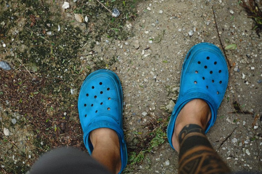 Mitos Kaki Sehat Terbongkar! Fondasi Postur Tegak Mulai dari Sepatu Tepat