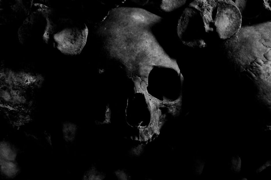 Sosok Misterius di Terowongan Mulai Menghantui Malamku