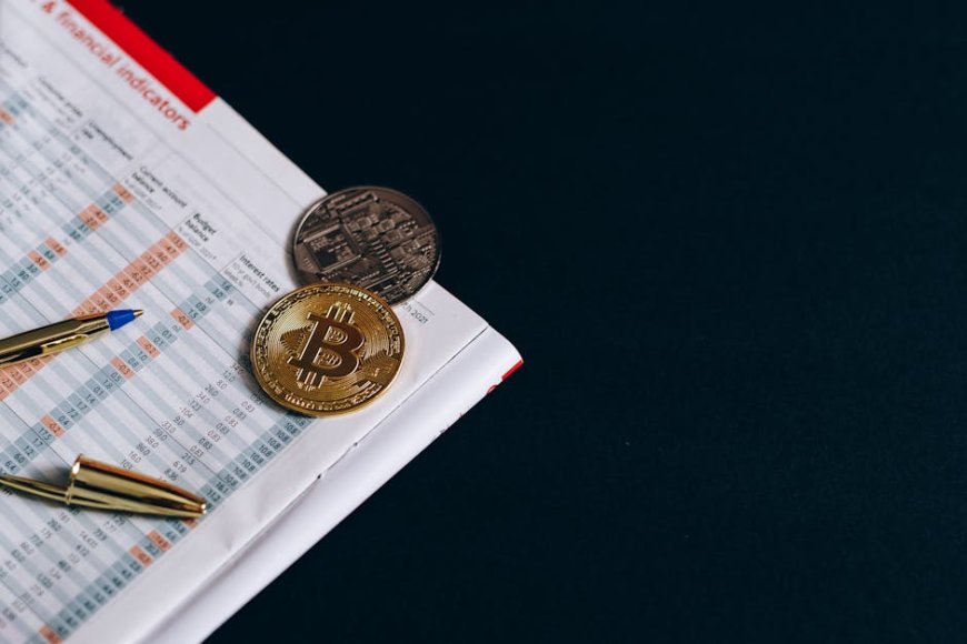 Whale Bitcoin Satoshi Jual $1.1 Miliar Sebelum Tarif Mungkinkah Ada Bocoran?