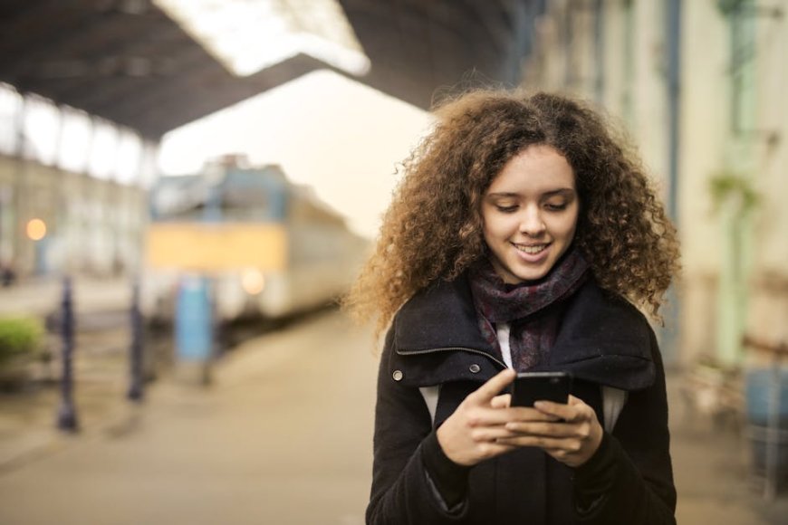 Mata Kering Digital Bikin Susah Tidur? Ini Fakta & Solusi Tepatnya