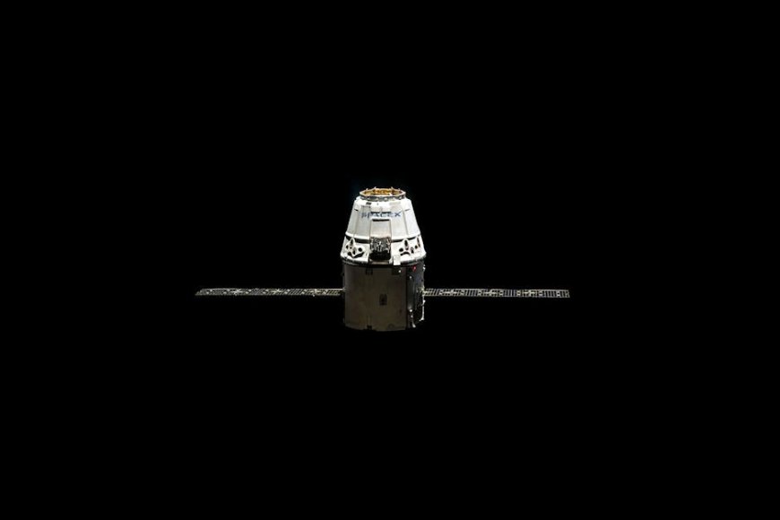 SpaceX Telat! NASA Buka Tender Pendarat Bulan Baru untuk Misi Artemis III