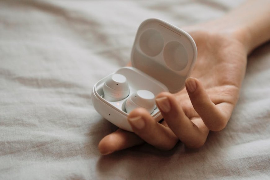 Bose dan Soundcore! Ini Earbud Terbuka Terbaik 2025 Pilihan Ahli