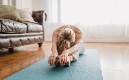 Pilates untuk Punggung Bawah: Mitos Tidur Malam Nyenyak dan Fakta Alat Esensial