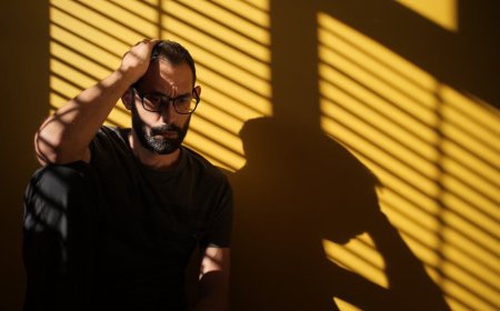 Monster di Pikiran Menguak Mitos Kesehatan Mental Ala Frankenstein