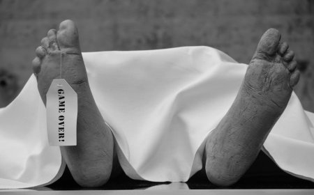 Psikologi Tersembunyi Game Horor - Mengapa Kita Terus Main Meski Takut?