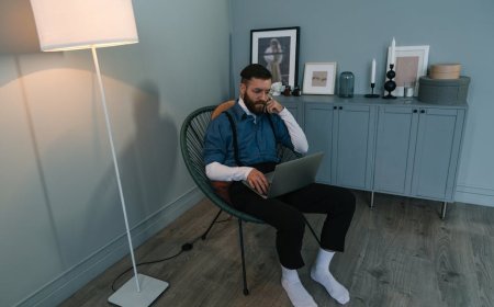 5 Tips Jitu Agar Tetap Produktif dan Semangat Kerja dari Rumah