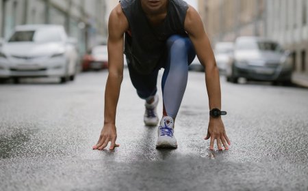 Manfaat Latihan Core Stability untuk Cegah Cedera Pelari Maraton Wanita