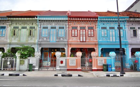 Mengungkap Jejak Peranakan: Arsitek Ekonomi Kreatif Modern Malaysia dan Indonesia