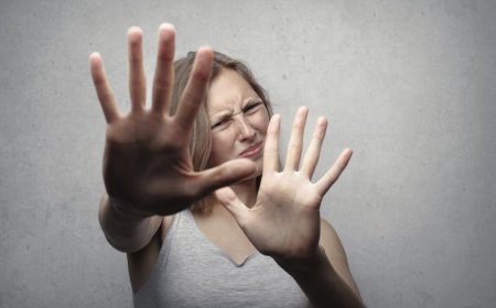 Teror Deepfake AI dan Nudify App Hantui Wanita India Jauhi Internet