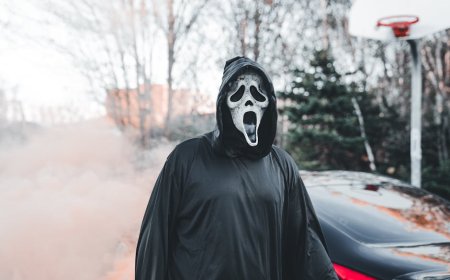 Rasakan Teror Perlahan! Mengapa Horor Slow Burn Bikin Kamu Ketagihan Nonton?