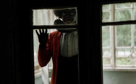 Misteri Gadis Sebelah Rumah yang Menyimpan Kegelapan Abadi