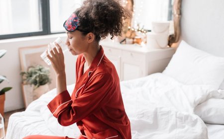 Detoks Tubuh Alami Bukan Mitos, Ini Peran Air Bersih dan Kualitas Tidur