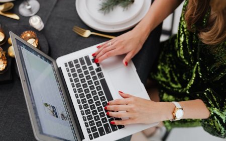 Rekomendasi Hadiah Teknologi Terbaik 2025 yang Bikin Kagum