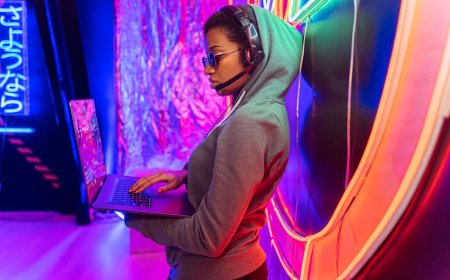 Google Gugat Sindikat Siber! Inovasi Keamanan Lindungi Data dan Gadget Anda