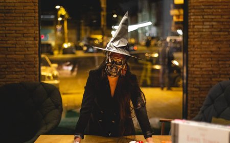 Jangan Pernah Main di Warnet Malam Hari Jika Takut Halusinasi