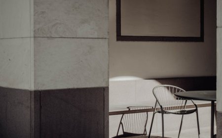 7 Inspirasi Meja Lipat Dinding Untuk Ruang Tamu Hemat Tempat