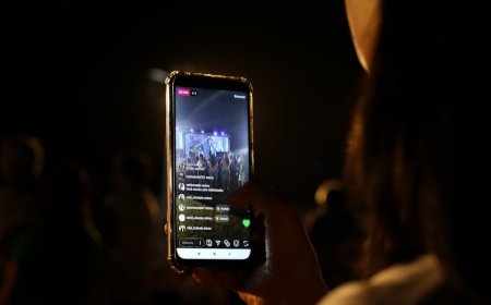 Live Streaming Gamer Biasa Jadi Bintang Dunia Hiburan Digital