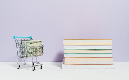 OJK Jangkau 200 Juta Peserta, Kunci Cerdas Finansial Rakyat Indonesia