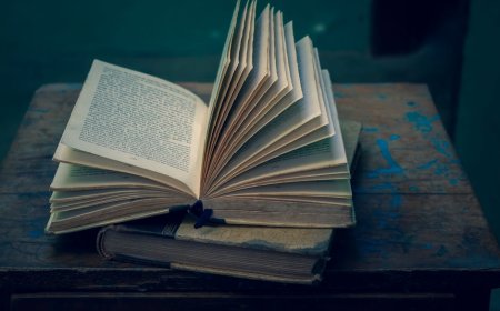 Buku Anak Ajaib yang Membuat Bahagia Selamanya Ternyata Berbahaya