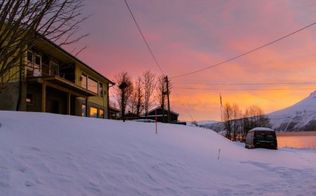Rahasia Mengerikan di Kabin Danau Saat Musim Gugur