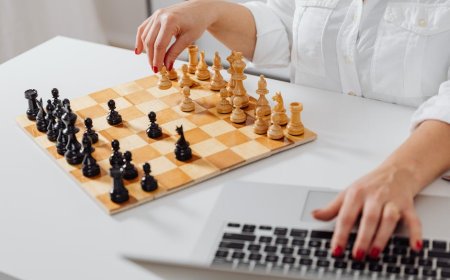 Jadi Pengguna AI Cerdas! 5 Tips Mudah Hindari Jebakan Kecerdasan Buatan