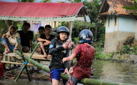 Tips Menangani Cedera Saat Arung Jeram di Sungai Indonesia