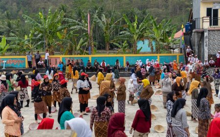 Menyusuri Ritual Prasejarah yang Masih Hidup di Desa Indonesia