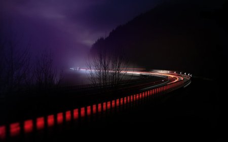 Ketika Air Merah Mengalir di Lubang Ichor yang Terlarang