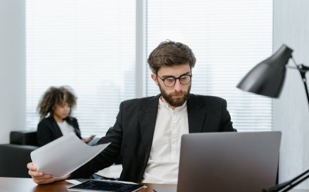 Ponsel Murah Terbaik 2025, Fitur Canggih Harga Sejuta Pilihan Pintar!