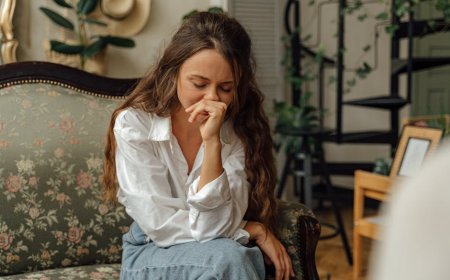 Psikiater Bersaksi: Melawan Mitos Kesehatan Mental dan Stigma Berbahaya
