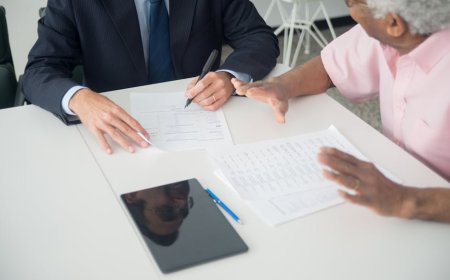 OJK Soroti Dana Pensiun Kecil, Ini Cara Maksimalkan Proteksi Finansial Pribadi