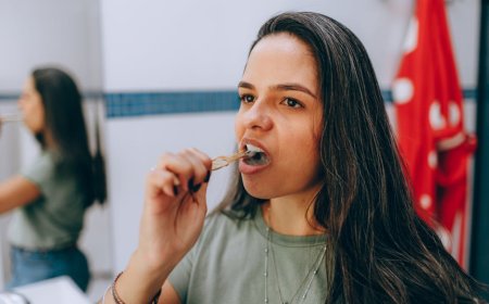 Stop Mitos Kebersihan Mulut! Jaga Gigi Sehat Sebelum Tidur, Hindari Periodontitis