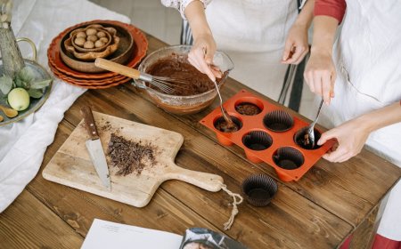 Tips Membuat Camilan Hewan Peliharaan dari Sisa Makanan, Mudah dan Aman!