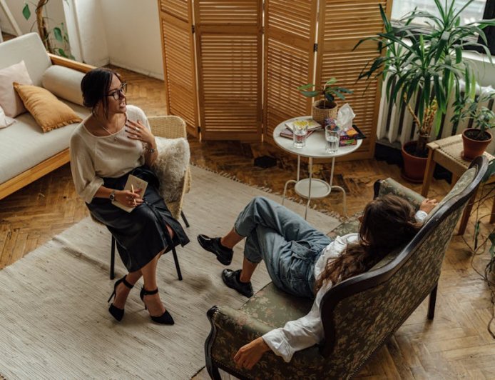 Bongkar Mitos Kesehatan Mental: Jangan Terjebak Hype dan Hoax!