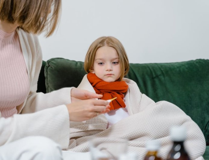 Bongkar Mitos! Prosedur Medis Anak Tak Harus Traumatis, Ini Faktanya