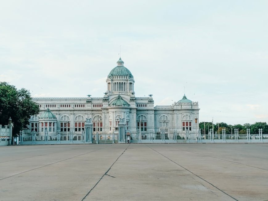 Transformasi Istana Kerajaan Thailand dan Kamboja Jadi Pusat Modern