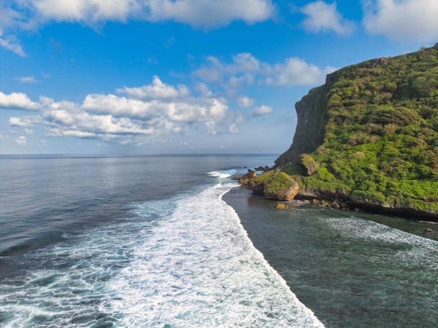 Tips Eco-Traveling Seru Liburan Ramah Lingkungan dan Minim Jejak Karbon