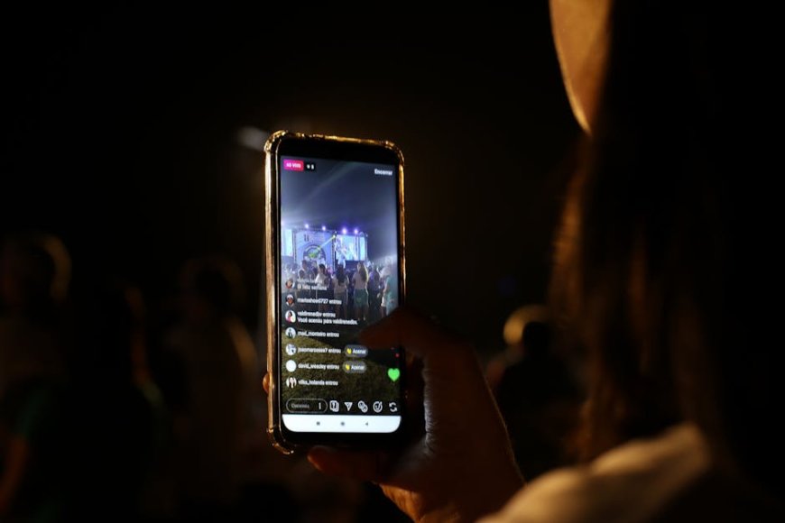 Live Streaming Gamer Biasa Jadi Bintang Dunia Hiburan Digital