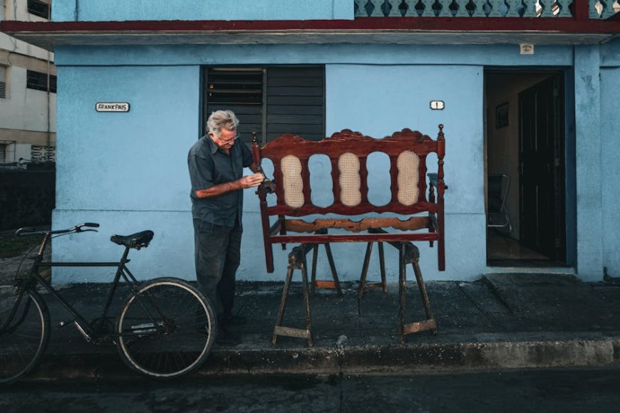 Yuk, Sulap Pakaian Lamamu Jadi Baru! 7 Cara Upcycling Praktis dan Kreatif