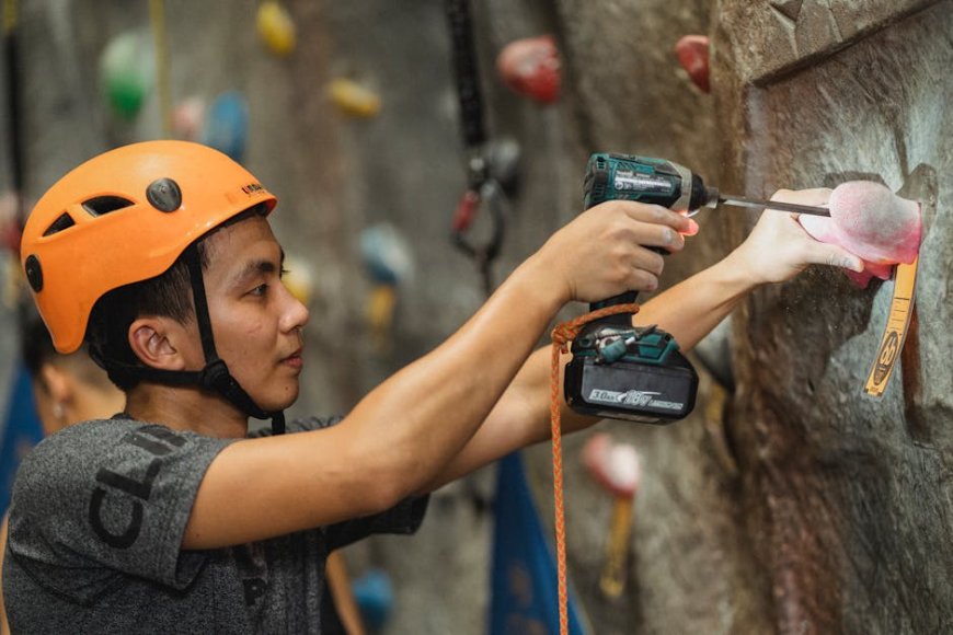 Teknik Climbing Indoor untuk Pemula Tips Keamanan dan Manfaatnya