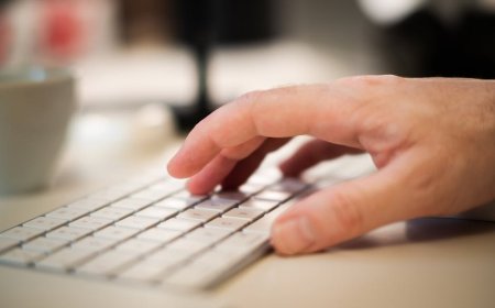 Kenaikan Harga BBM! Strategi Jitu Kelola Keuangan Pribadi di Akhir Tahun