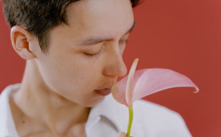 Xenoestrogen di Kosmetik: Bongkar Mitos Demi Tidur Malam Lebih Nyenyak